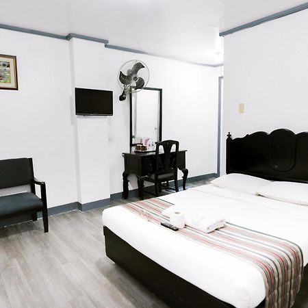 Mount Crest Hotel Baguio City Екстер'єр фото