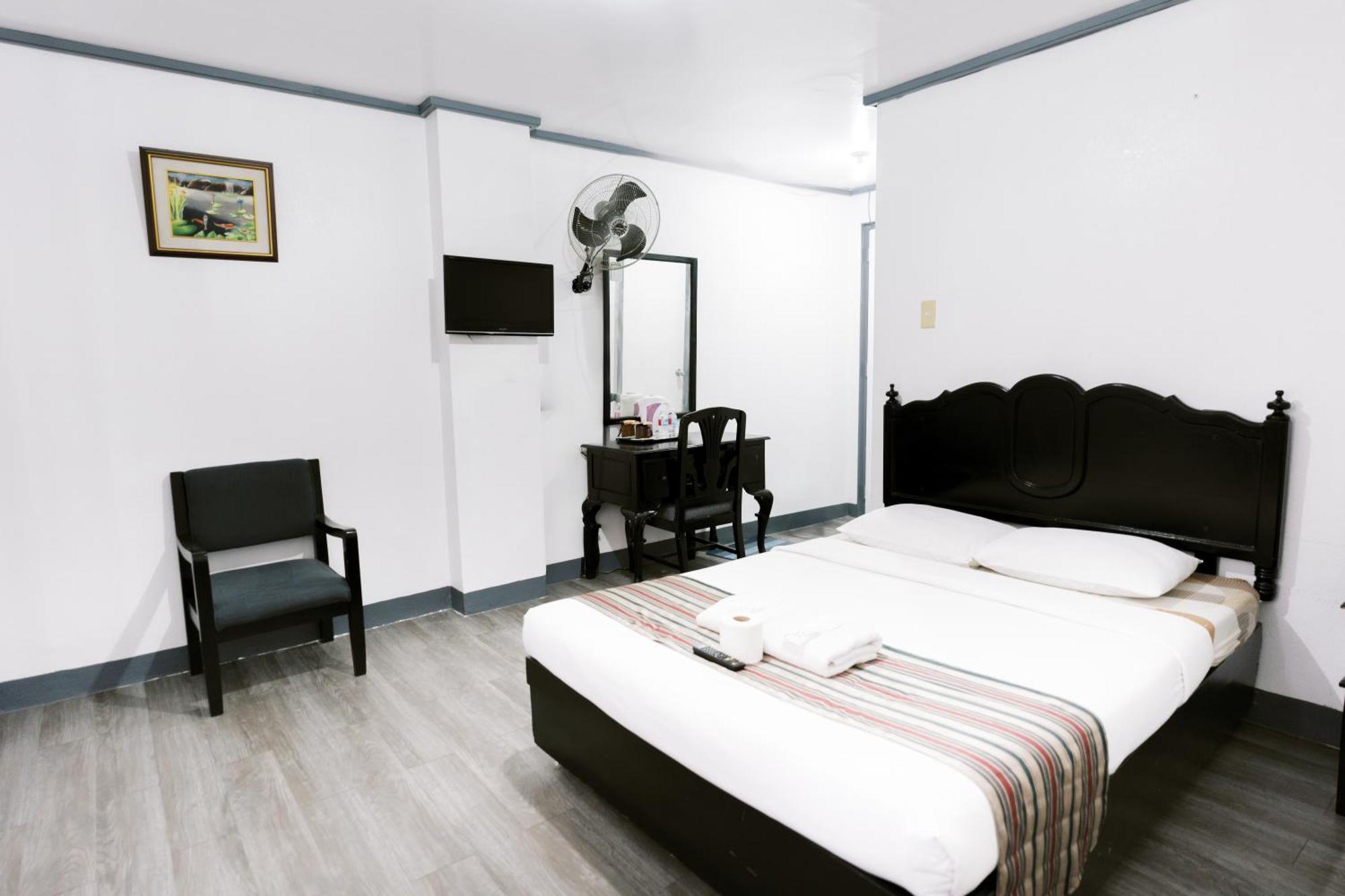 Mount Crest Hotel Baguio City Екстер'єр фото