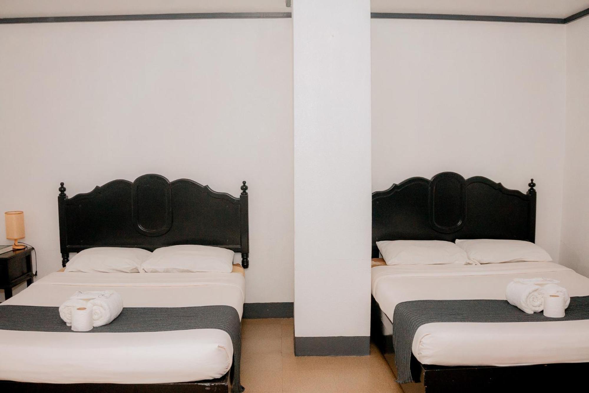 Mount Crest Hotel Baguio City Екстер'єр фото